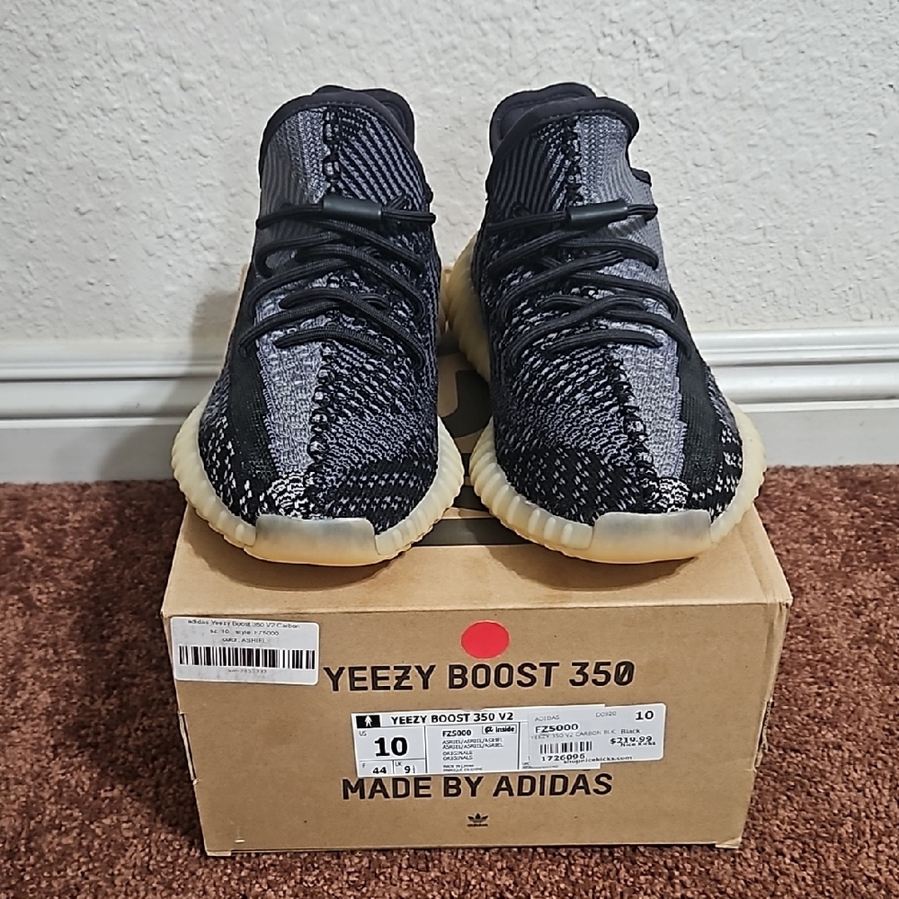 Yeezy Boost 350 V2 Carbon Sneakers